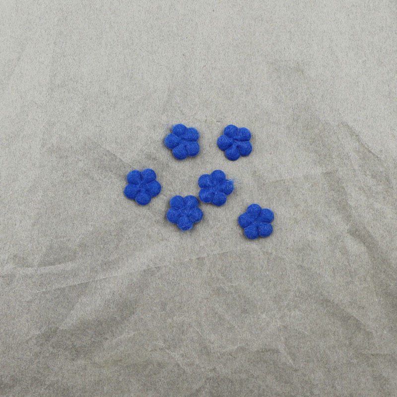 Flores Mini de Fieltro de 1cm - Componentes de Precisión para Fabricación de Accesorios de Pelo, Ropa, Calzado y Manualidades - Proveedor Mayorista