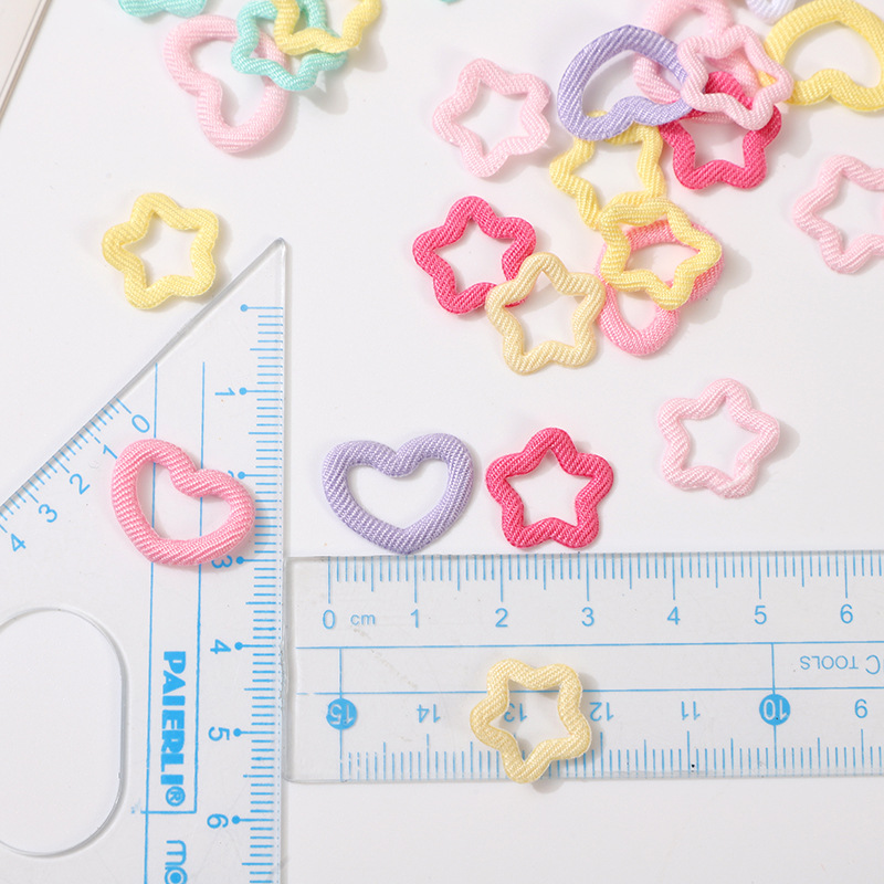 Corazones y Estrellas de Tela Doble Cara con Calado - Componentes para Fabricación de Ropa, Bolsos, Fundas de Móvil y Merchandising - Proveedor Mayorista