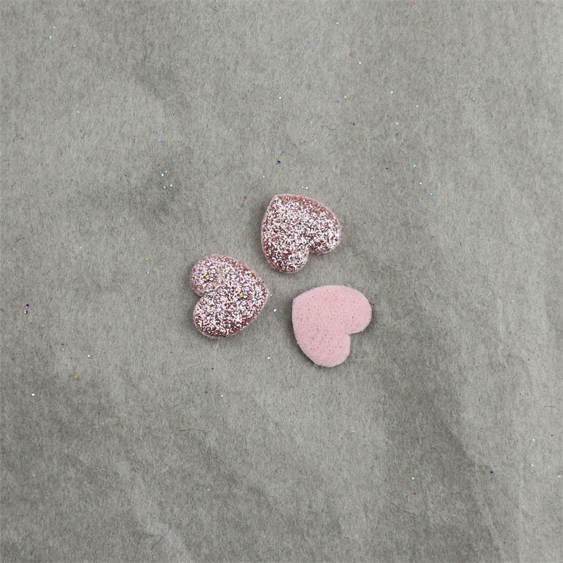Corazones Mini Brillantes de 1cm con Purpurina - Componentes para Fabricación de Accesorios de Pelo, Calcetines, Juguetes de Peluche y Manualidades - Proveedor Mayorista
