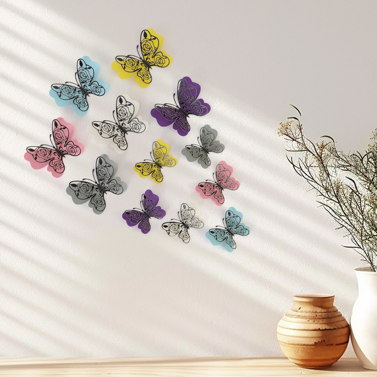 Mariposas Adhesivas 3D con Acabado Metálico - Diseño Calado y Colores Elegantes - Decoración Moderna para Pared de Sala y Comercios - Para Mayoristas y Diseñadores de Interiores