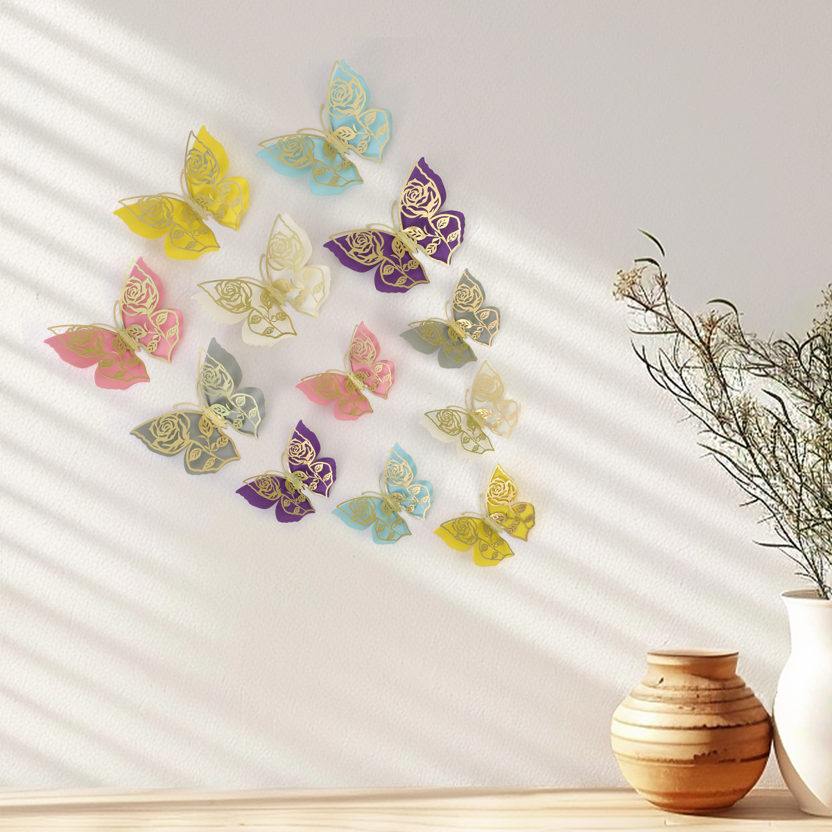 Mariposas Adhesivas 3D con Acabado Metálico - Diseño Calado y Colores Elegantes - Decoración Moderna para Pared de Sala y Comercios - Para Mayoristas y Diseñadores de Interiores