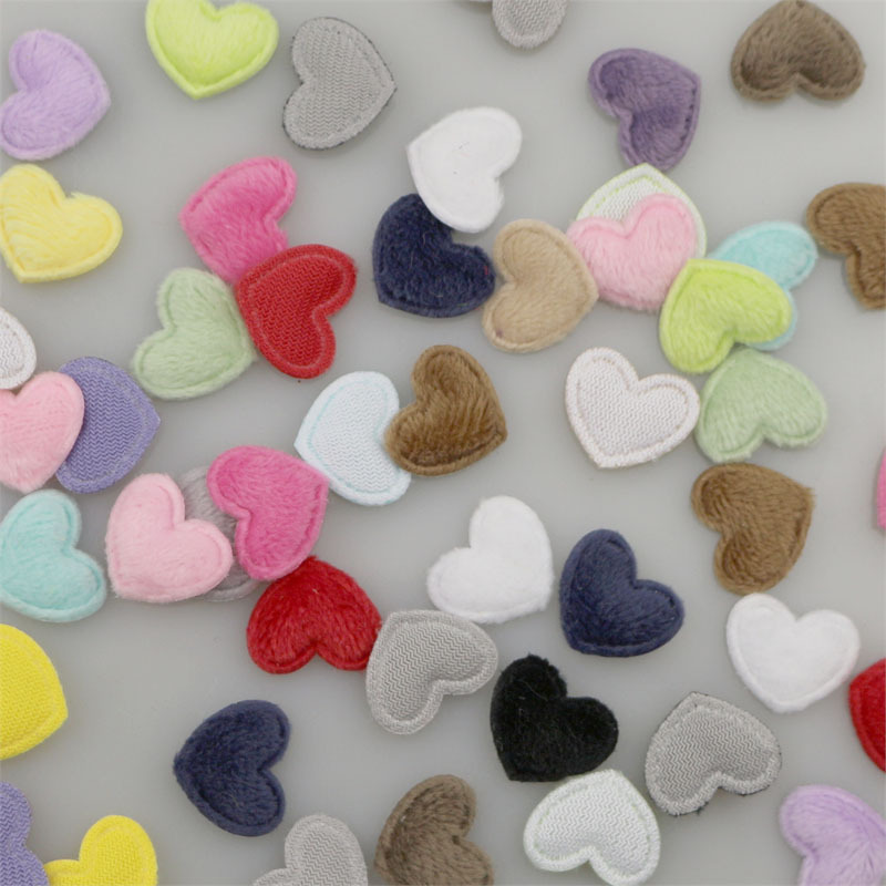Corazones de Felpa de 1.7cm - Componentes para Fabricación de Accesorios de Pelo, Ropa, Juguetes y Manualidades - Proveedor Mayorista