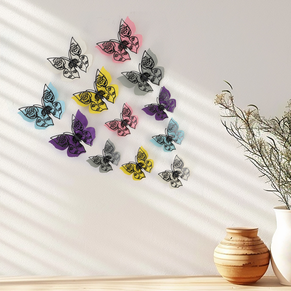 Mariposas Adhesivas 3D con Acabado Metálico - Diseño Calado y Colores Elegantes - Decoración Moderna para Pared de Sala y Comercios - Para Mayoristas y Diseñadores de Interiores