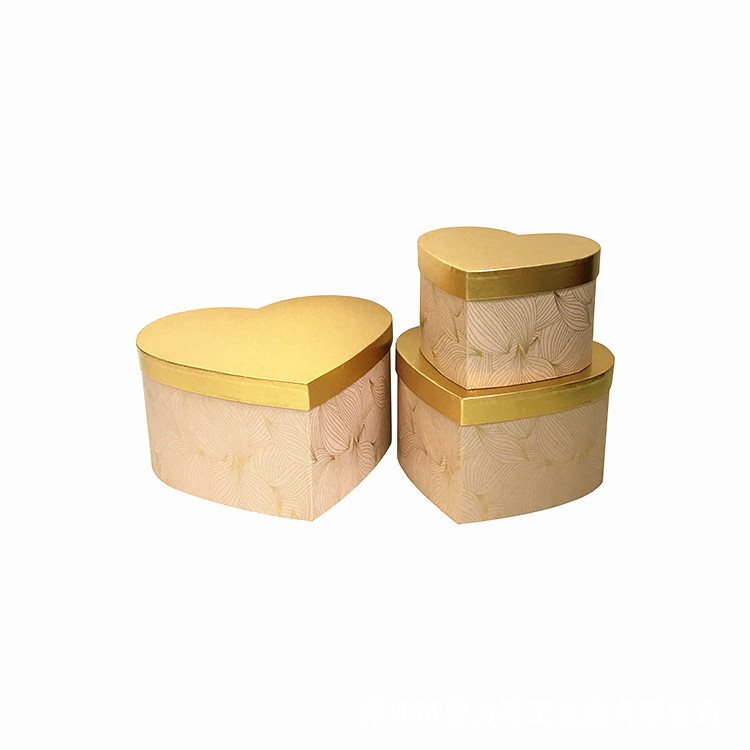 Juego de 3 Cajas Corazón con Tapa Dorada de Hoja | Diseño Exclusivo | Para Mayoristas