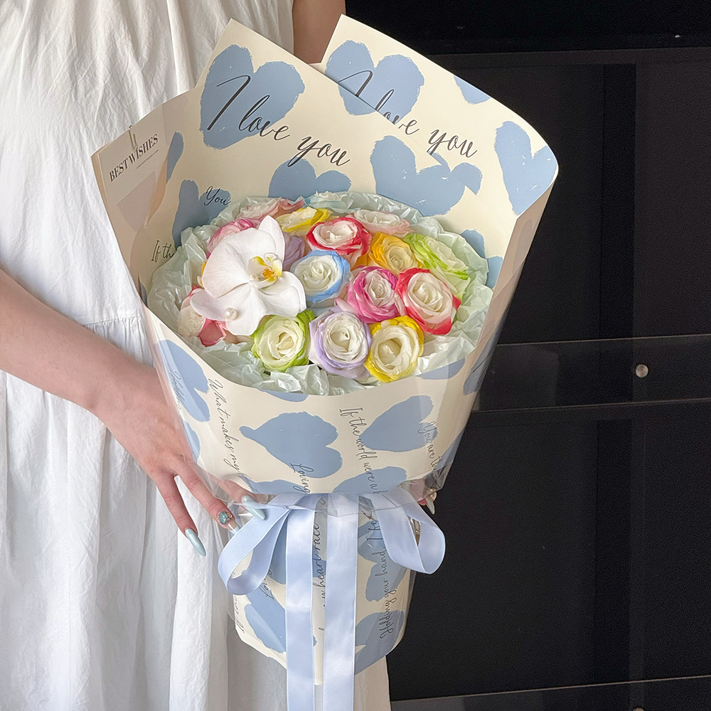 Papel para Envolver Flores con Motivo de Corazón - Qixi y San Valentín - Papel Impermeable de Gran Tamaño para Floristería - Venta al por Mayor (Mín. 500 Hojas)