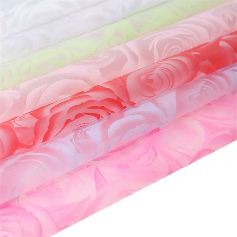 Papel para Envolver Rosas con Diseño Clásico - Impermeable para Bouquets - Uso en San Valentín, Cumpleaños y Eventos - Venta al por Mayor para Florerías (Mín. 500 Hojas)