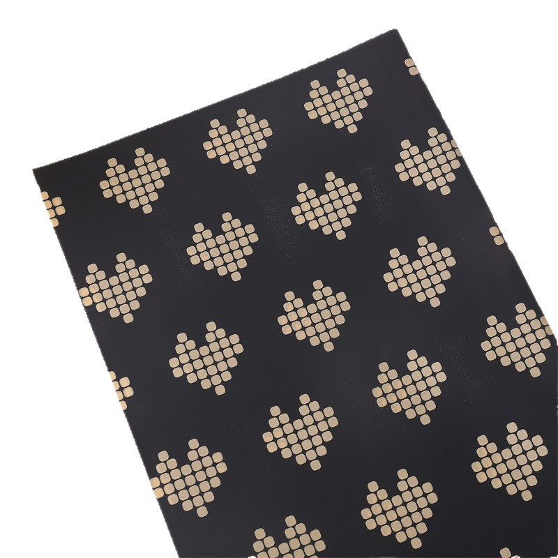 Papel para Flores con Puntos de Corazones - Superficie Mate Impermeable - Fabricante Directo de Material para Floristería - Venta al por Mayor (Mín. 300 Rollos)