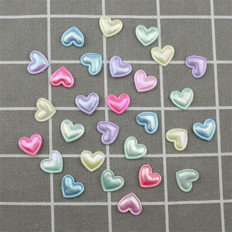 Corazones de Tela Nacarada de 1.7cm - Componentes para Fabricación de Accesorios de Pelo, Ropa, Calzado y Manualidades - Proveedor Mayorista