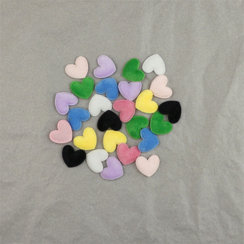 Corazones de Franela de 1.8cm - Componentes para Fabricación de Accesorios de Pelo, Ropa, Juguetes y Manualidades - Proveedor Mayorista 