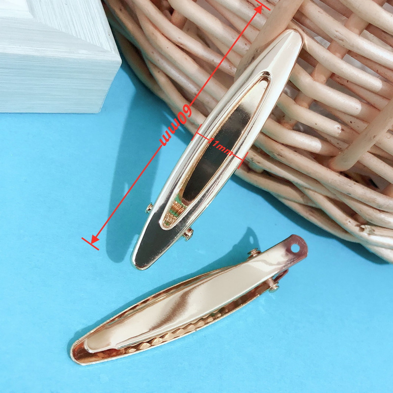 Pinzas de Pato Coreanas con Diseño Calado - Broches Planos Dorados para Cabello 