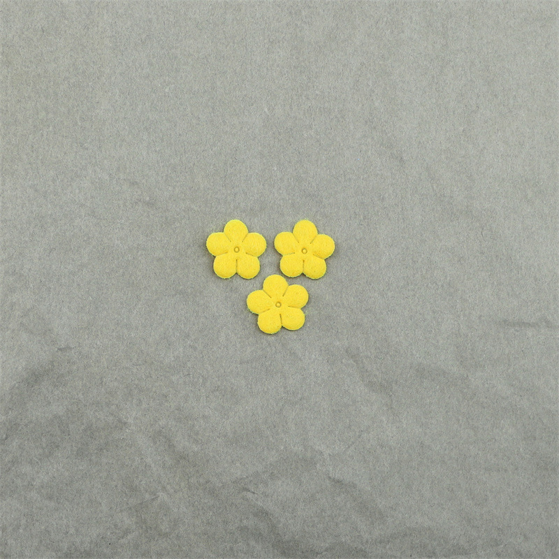Flores Mini de Fieltro de 1.5cm - Componentes para Fabricación de Accesorios de Pelo, Adornos Textiles y Manualidades - Proveedor Mayorista