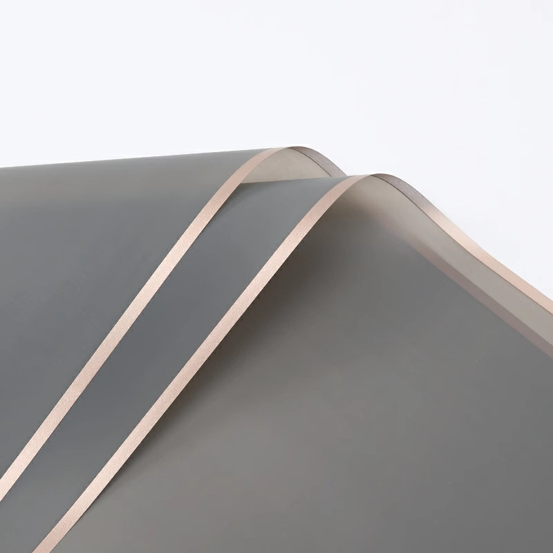 Film Translúcido para Envolver Flores con Borde Dorado - Papel Impermeable de Alta Gama para Bouquets - Fabricante para Venta al por Mayor (Mín. 50 Unidades)