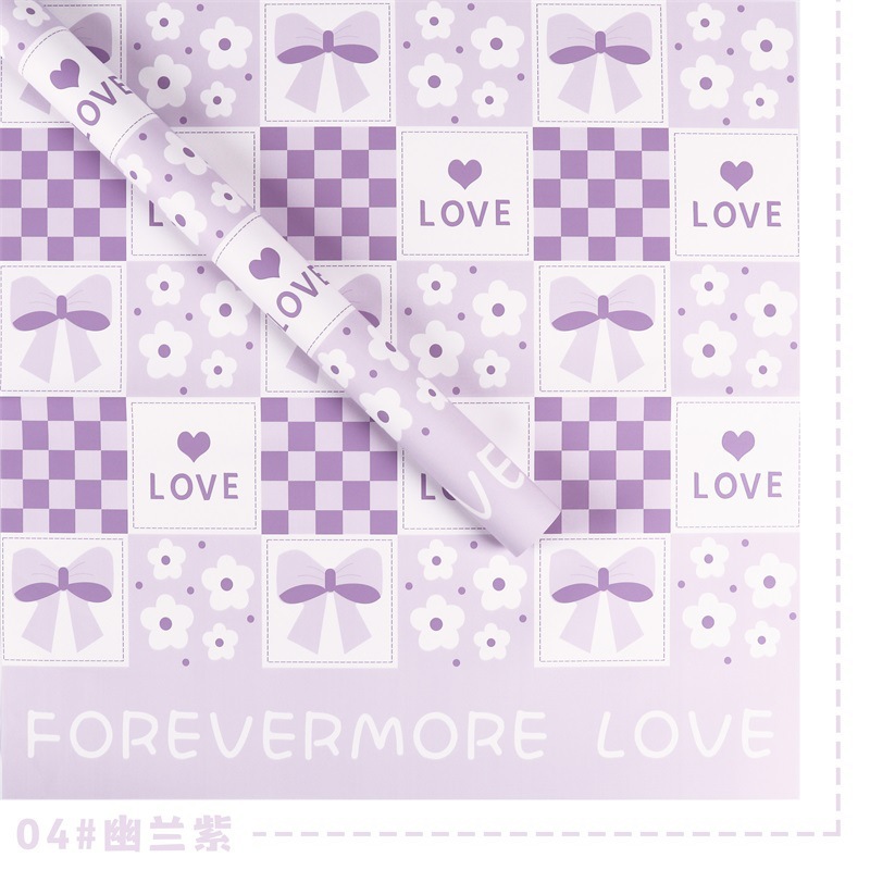 Papel para Flores con Diseño 'Love' y Corazones Dulces - Para Declaraciones de Amor y San Valentín - Acabado de Lujo para Bouquets Románticos - Venta al por Mayor para Florerías