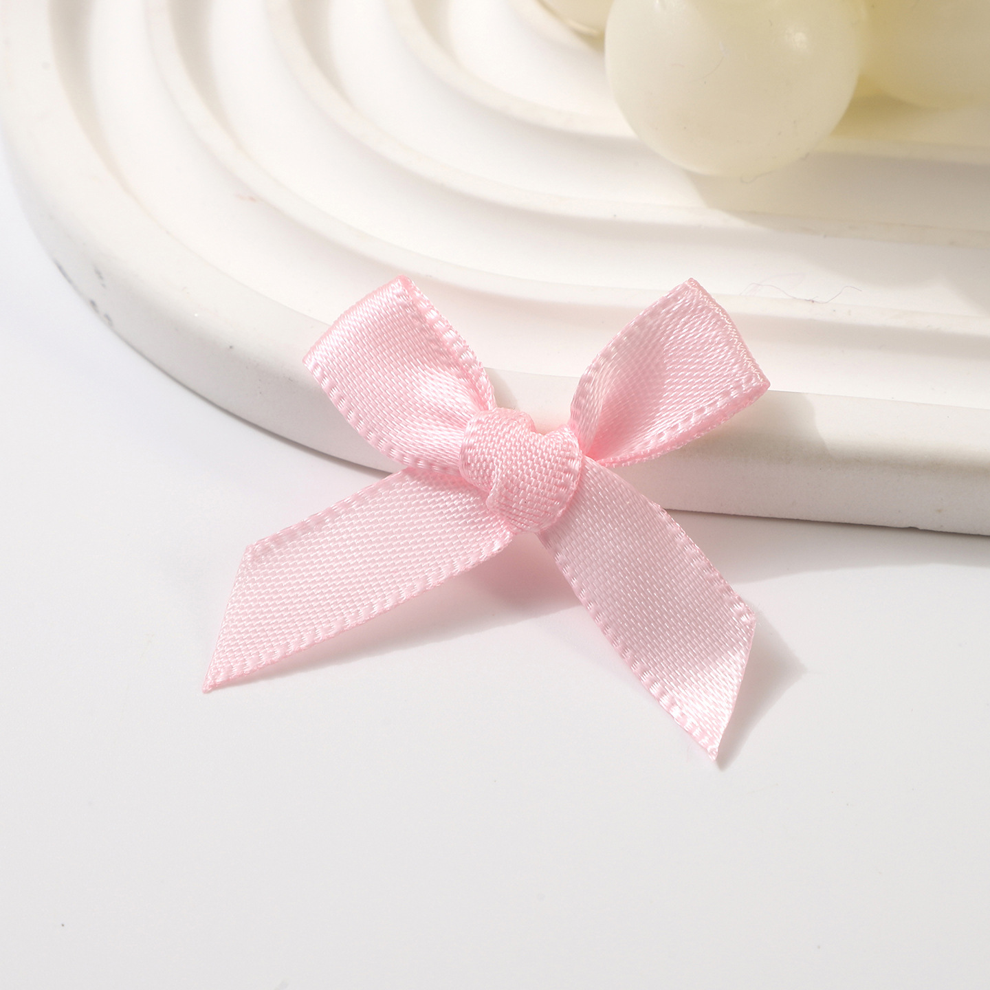 Moños de Tela en Stock - Componentes para Fabricación de Accesorios de Pelo, Ropa y Calzado - Proveedor Mayorista con Envío Inmediato 