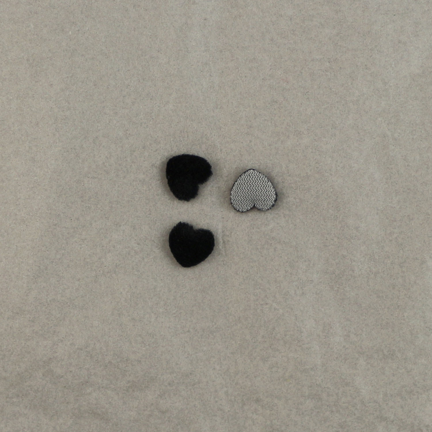 Corazones Mini de Franela de 1cm - Componentes de Precisión para Fabricación de Accesorios de Pelo, Ropa y Juguetes - Proveedor Mayorista