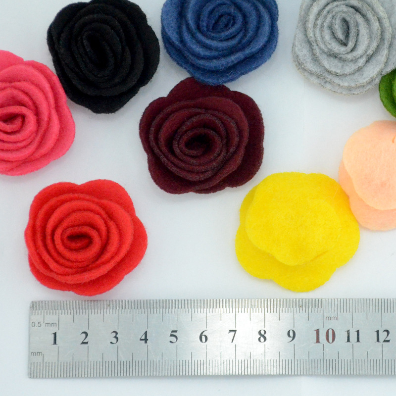 Rosas de fieltro enrolladas (hechas a mano) para accesorios infantiles - Flores para diademas, gorros y calzado - Venta al por mayor-ywys