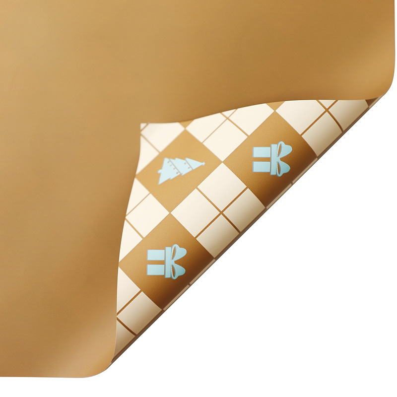 Papel de Regalo con Diseño de Árbol Navideño en Cuadrícula - Para Ramos Florales y Regalos