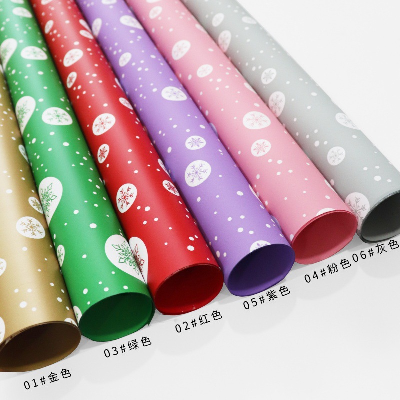 Papel de Regalo Navideño con Diseño de Copos de Nieve - Para Ramos Florales y Regalos