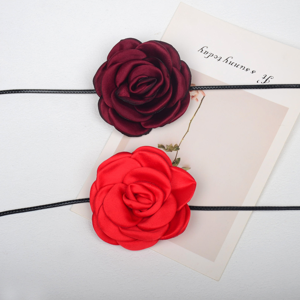 Flores de camelia y rosa vintage con cintas - Collares, cinturones y accesorios - Proveedor mayorista-ywys