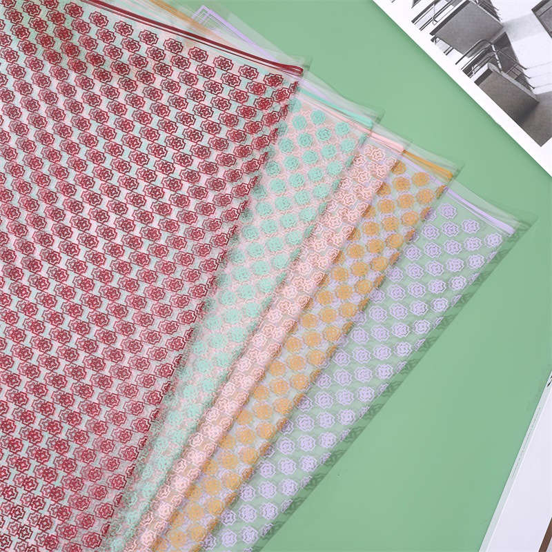 Papel de regalo de flores transparente impermeable de celofán（69#）