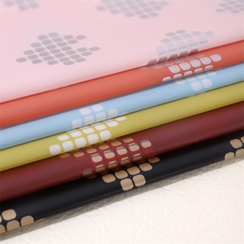 Papel de regalo de flores Love dots impermeable de doble cara（68#）