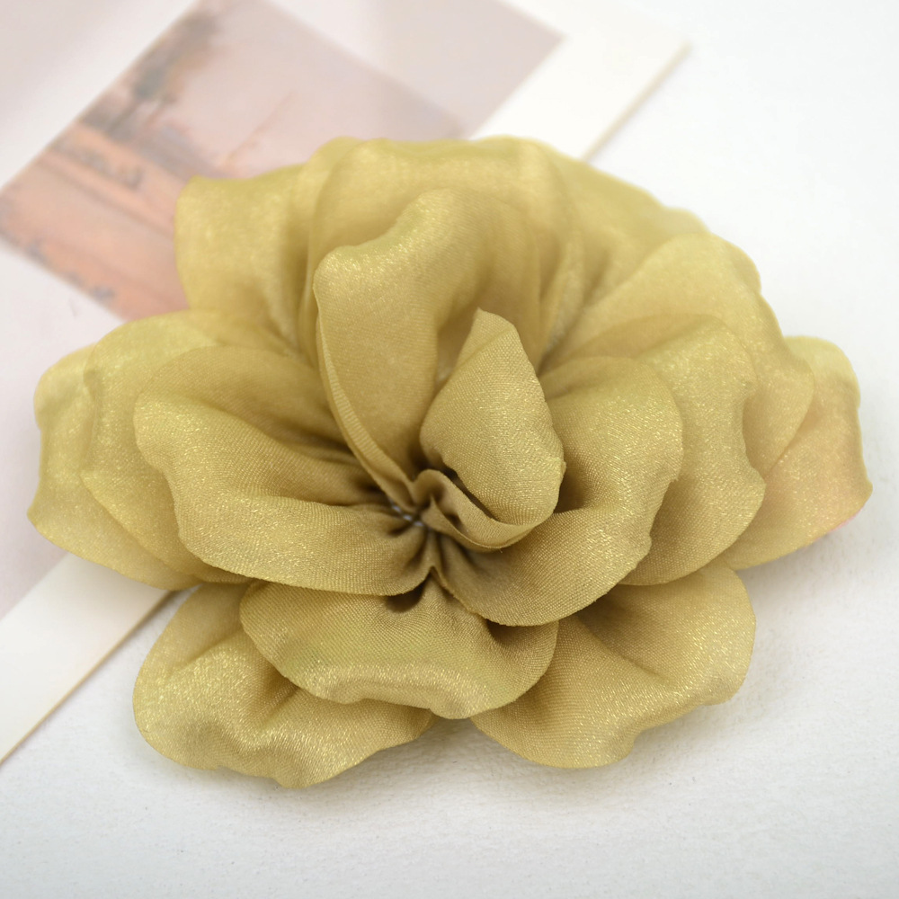 Rosas 3D de satén brillante plegadas - Flores artesanales para accesorios de pelo, calzado y moda - Proveedor mayorista-ywys