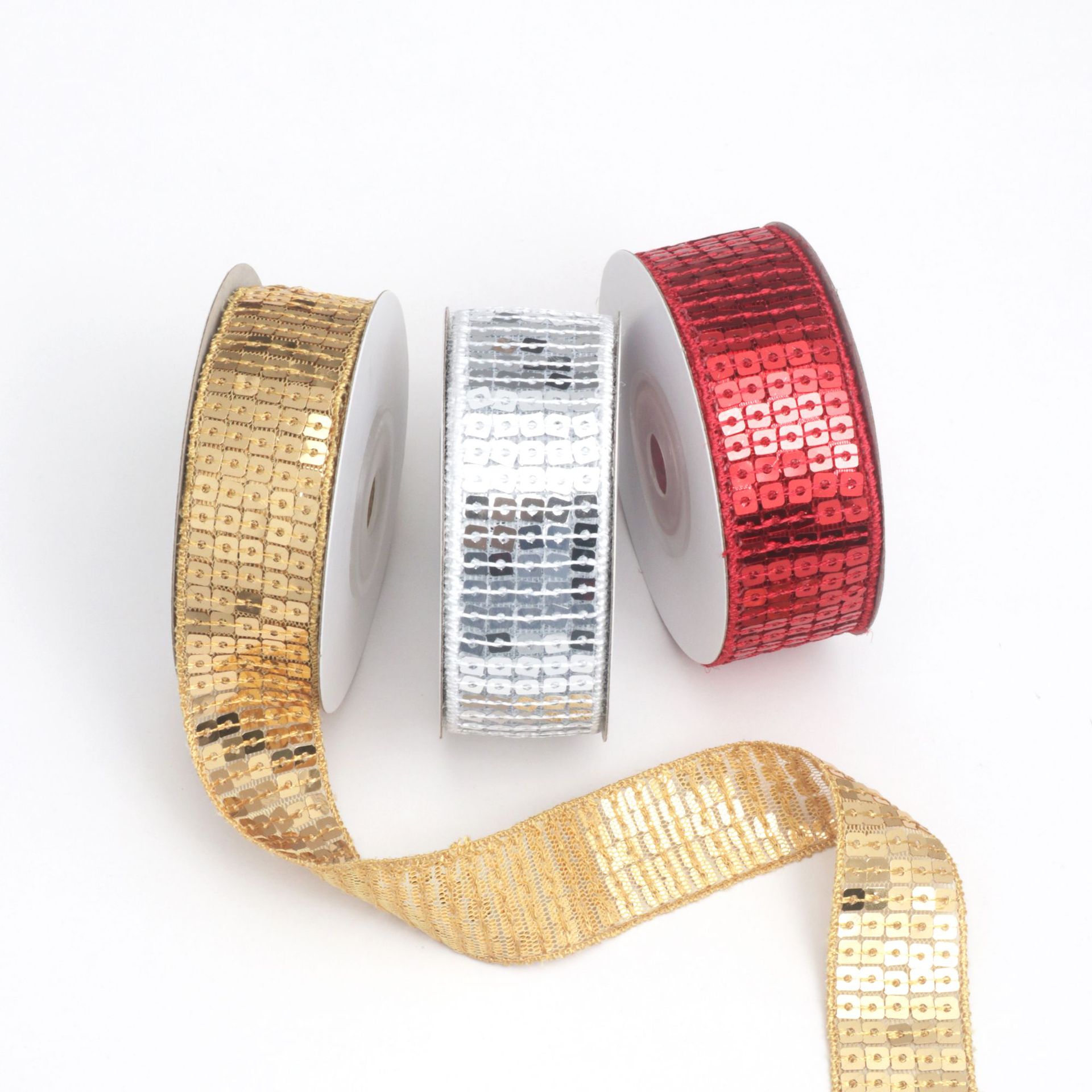 Encaje de Malla con 5 Hileras de Lentejuelas - Diseño Cuadrado de Código de Barras - Material Profesional para Confección y Decoración Textil - Proveedor Mayorista