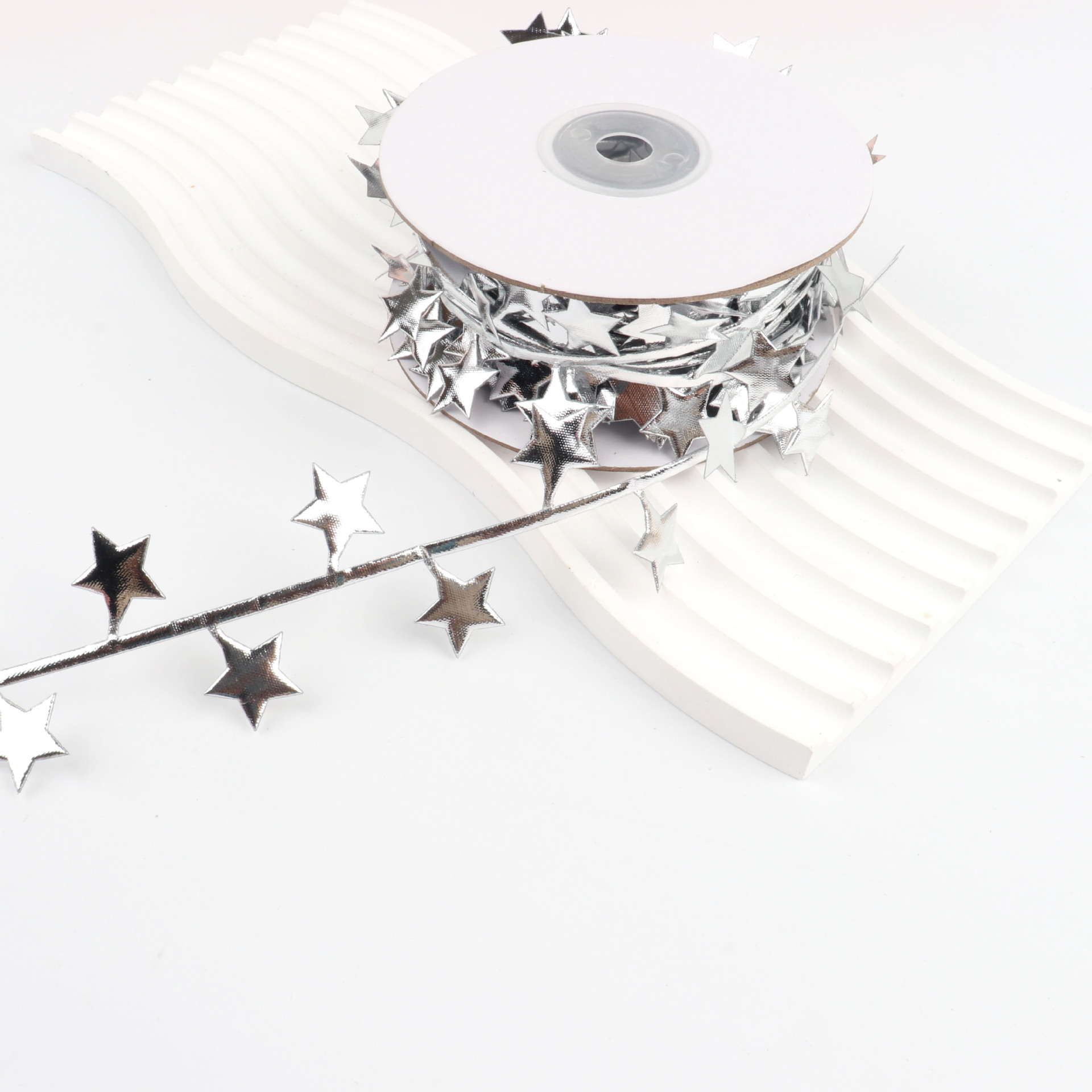 Cintas Decorativas Estrelladas Navideñas - Para Regalos, Arreglos Florales y Manualidades | Venta al por Mayor-ywys