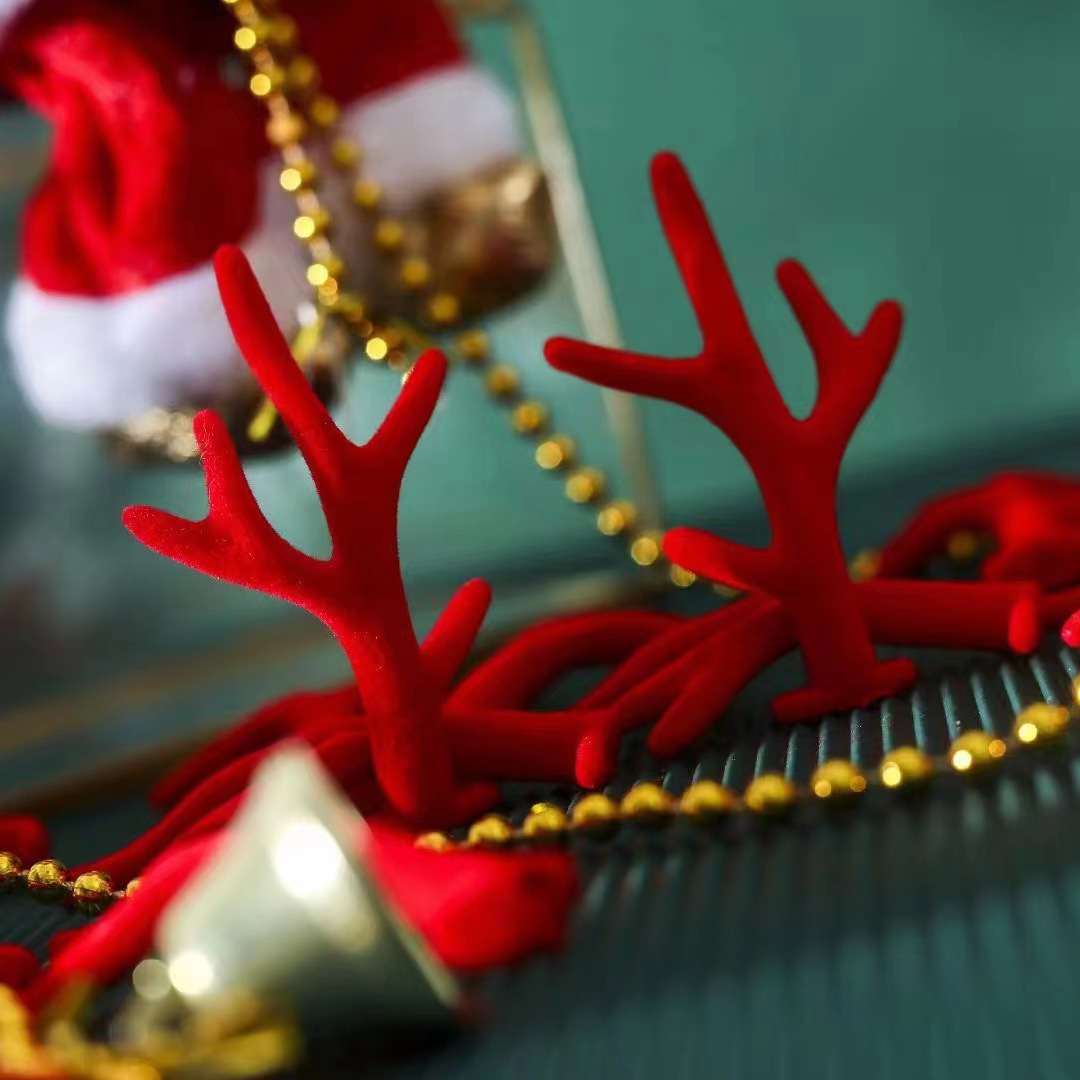 Papel para Ramos Navideños con Diseño de Cuernos de Reno - Material para Manzanas de Nochebuena y Arreglos Florales | DIY y Floristería