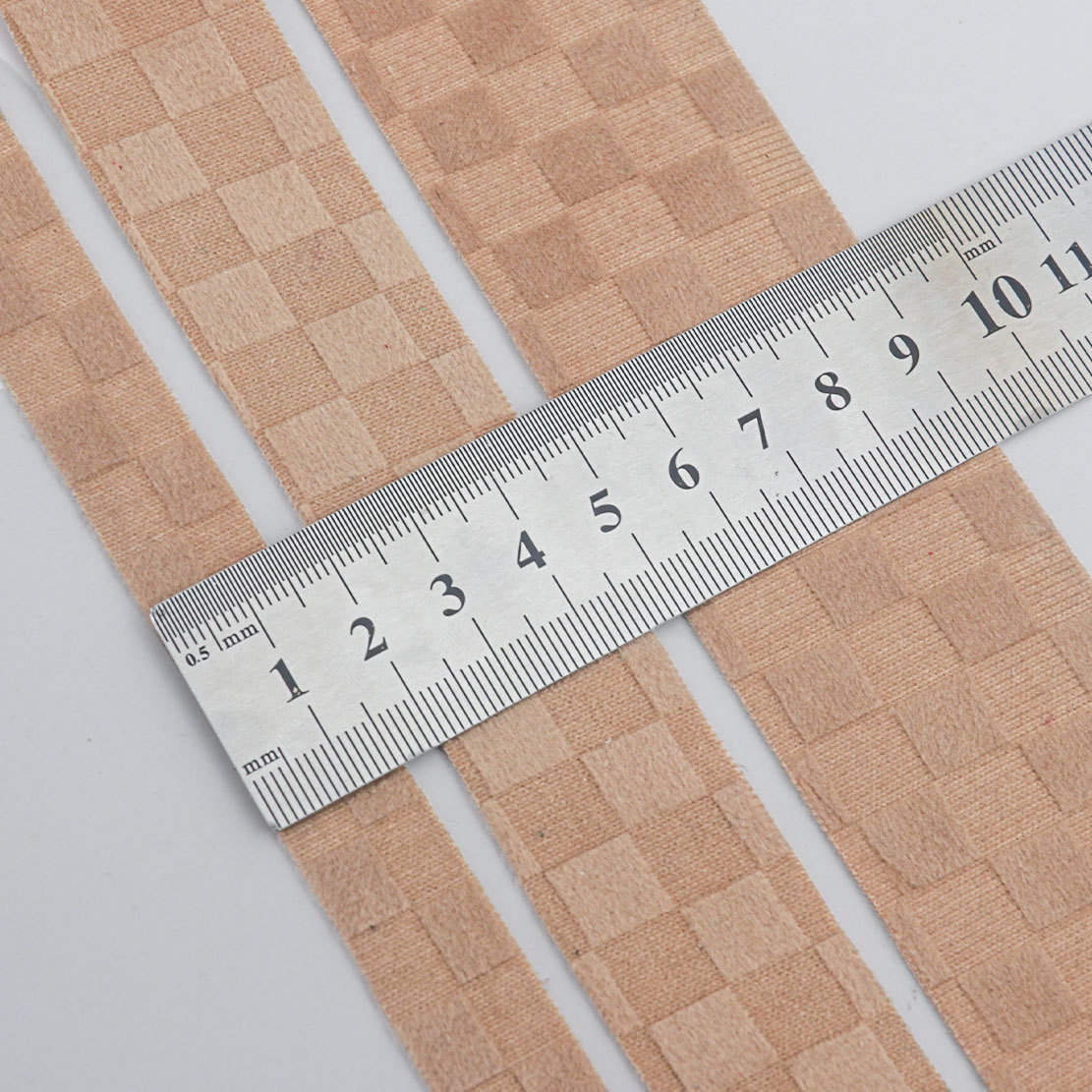 Cinta de Cuadros con Peluche Unilateral - Para Accesorios de Pelo y Decoración de Ropa - Proveedor Mayorista