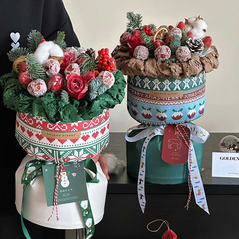 Papel de Regalo Navideño con Diseño de Suéter - Para Ramos Florales y Manzanas de Nochebuena