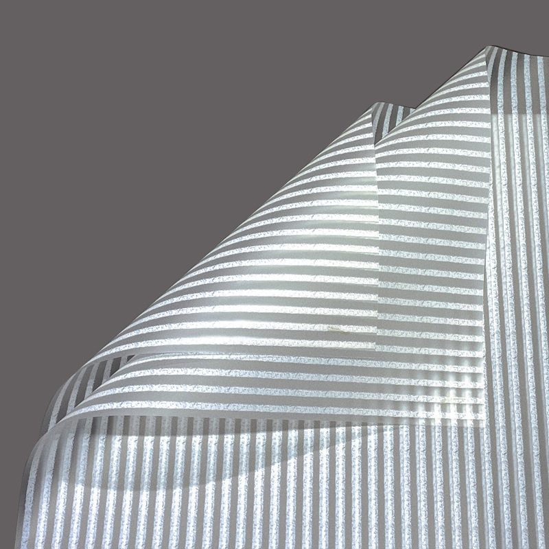 Papel para Flores Rayas Verticales Mate | Envoltura Regalos Festivos