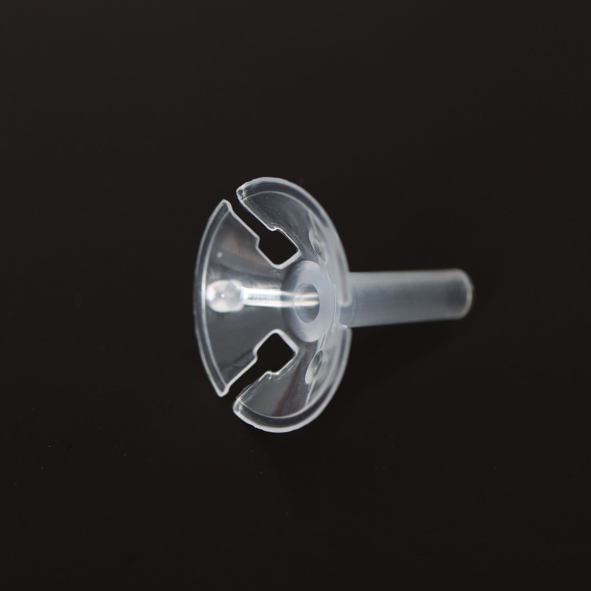 Base Nano Adhesiva para Varillas Bambú - 3x3cm (Soporta 3kg) - Reutilizable