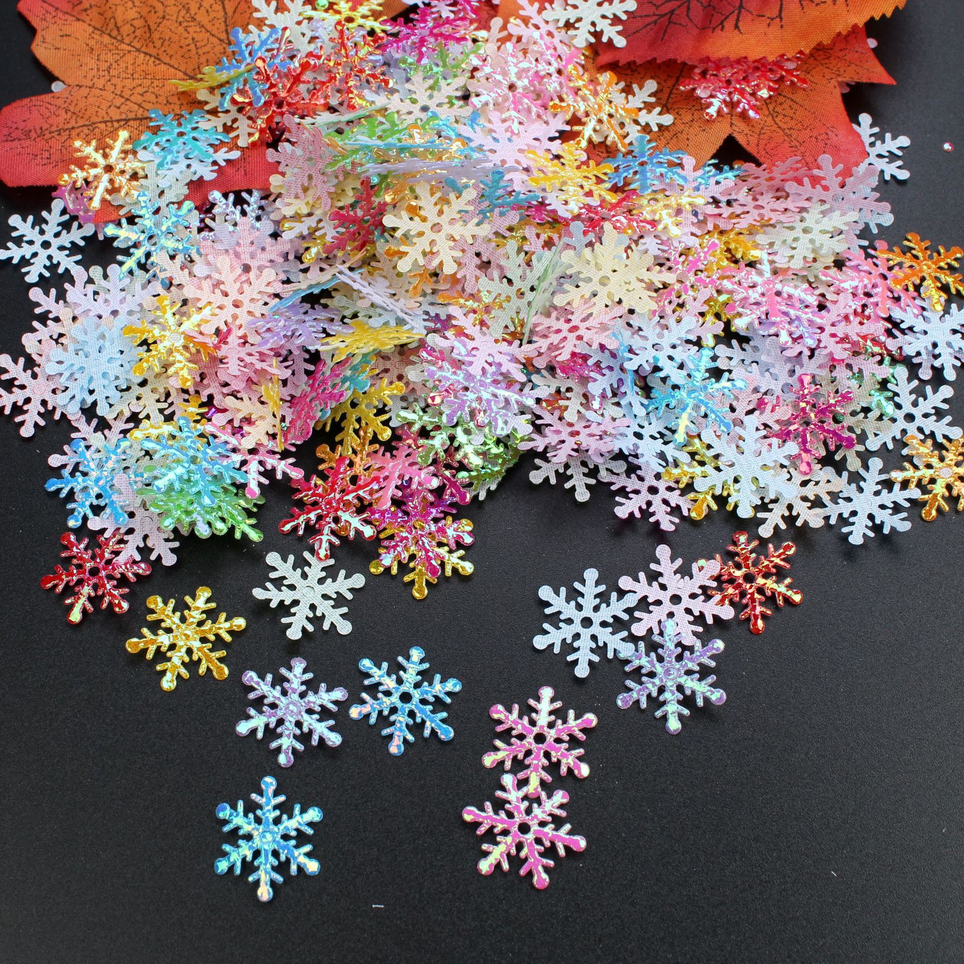 Copos de Nieve Artificiales para Decoración Navideña - Para Bodas, Fiestas y Manualidades | Venta al por Mayor