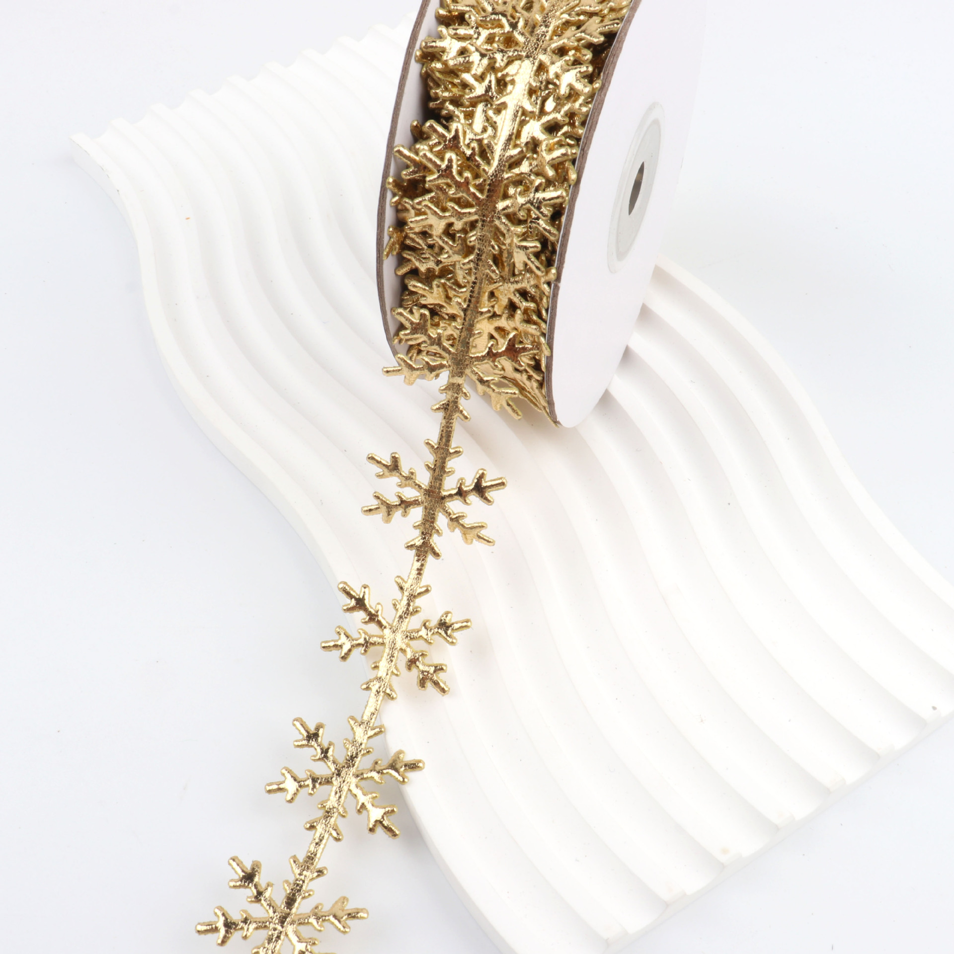 Cintas Decorativas Estrelladas Navideñas - Para Regalos, Arreglos Florales y Manualidades | Venta al por Mayor-ywys