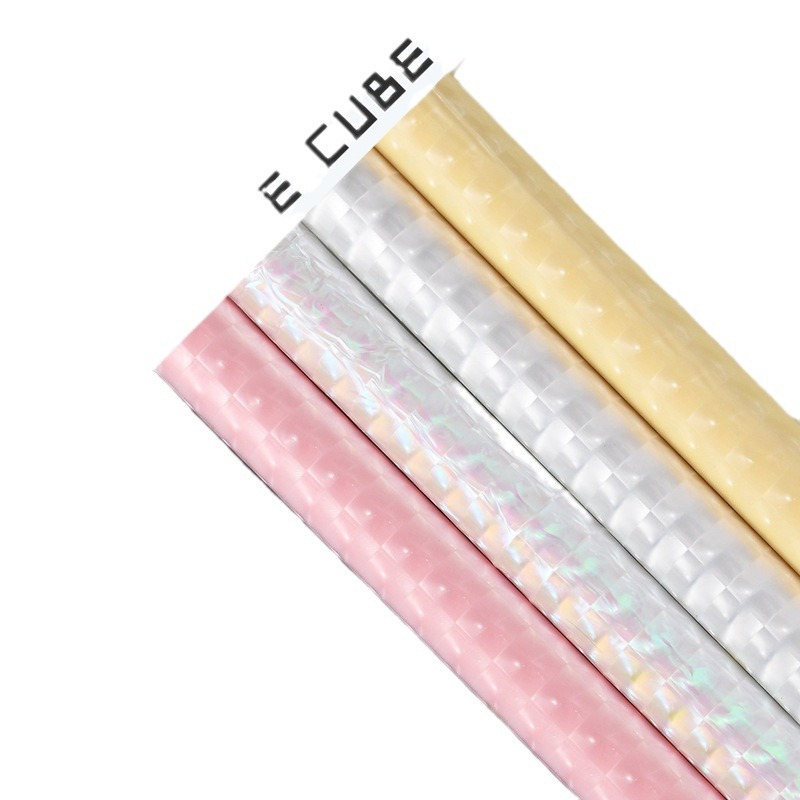 Papel para Flores 'Cubo de Hielo' con Efecto Ojo de Gato Iridiscente - Superficie Fría y Brillante para 520 y San Valentín - Material Impermeable de Lujo para Floristerías - Venta al por Mayor