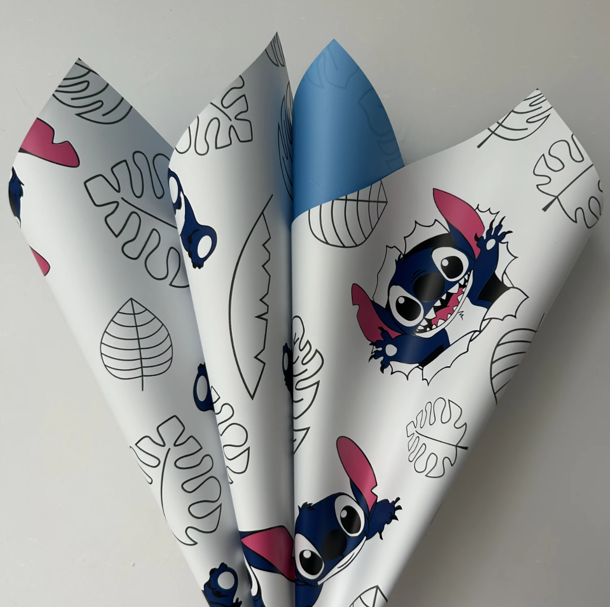 Papel Coreano Doble Cara Stitch - Diseño Cartoon 2 Colores (Reversible/Nostálgico) | Material para Flores Premium-ywys