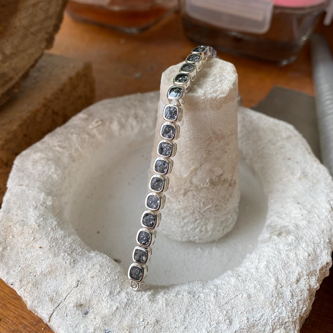 Brain Tumor Awareness Grey Dimond Bracelet