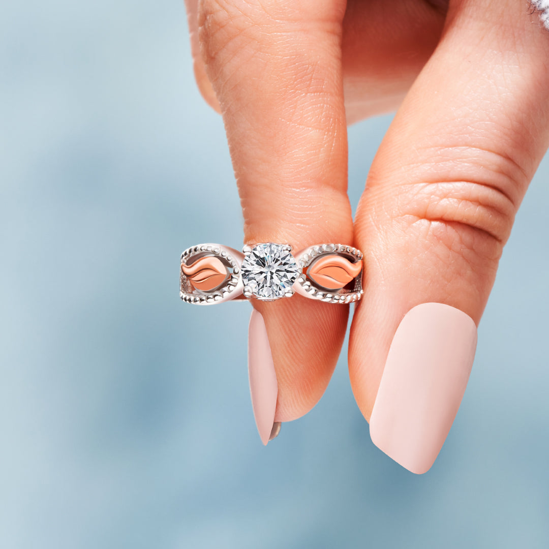 Until We Meet Again Elegant Circle Wings Ring