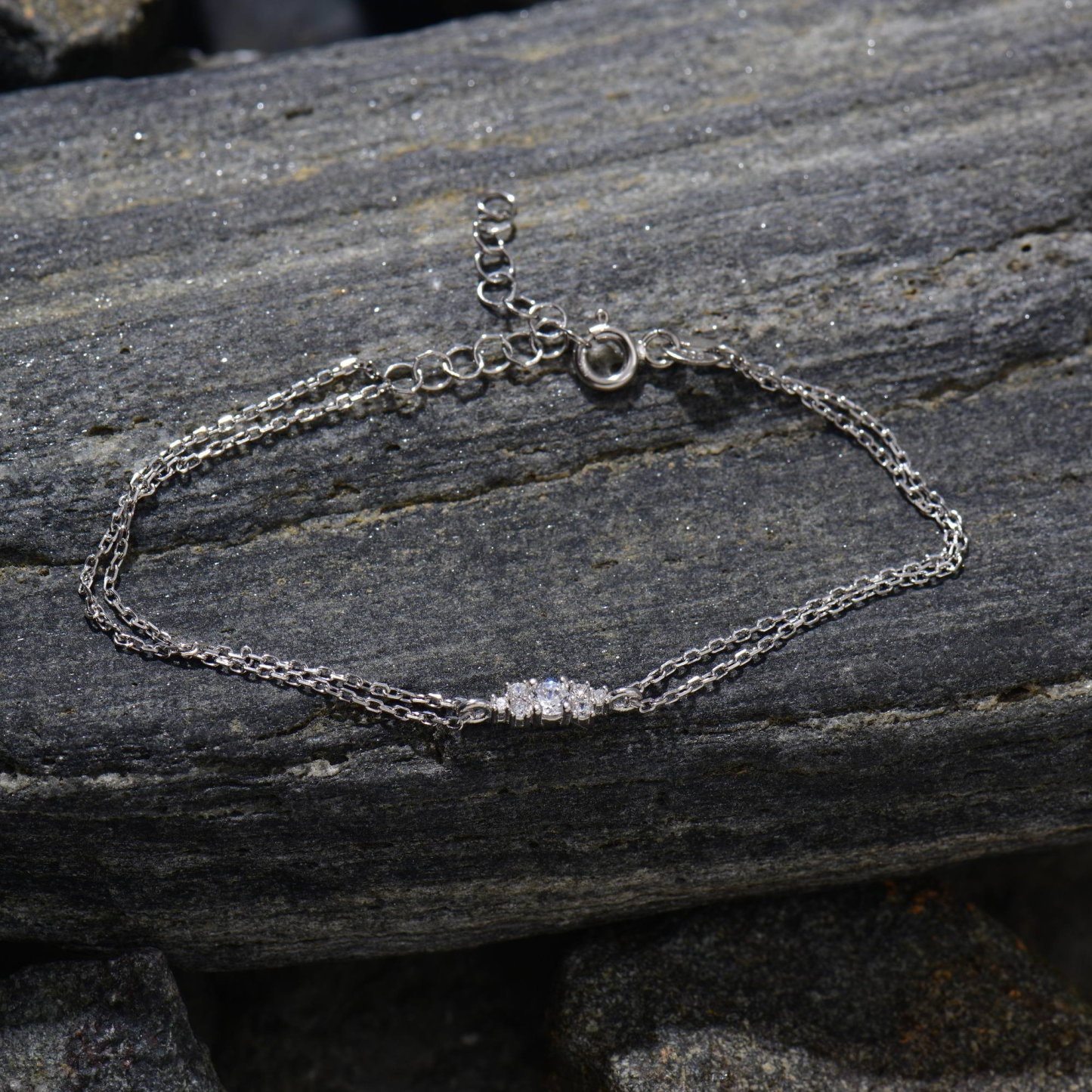 Minimalist Cubic Zirconia Diamond Bracelet