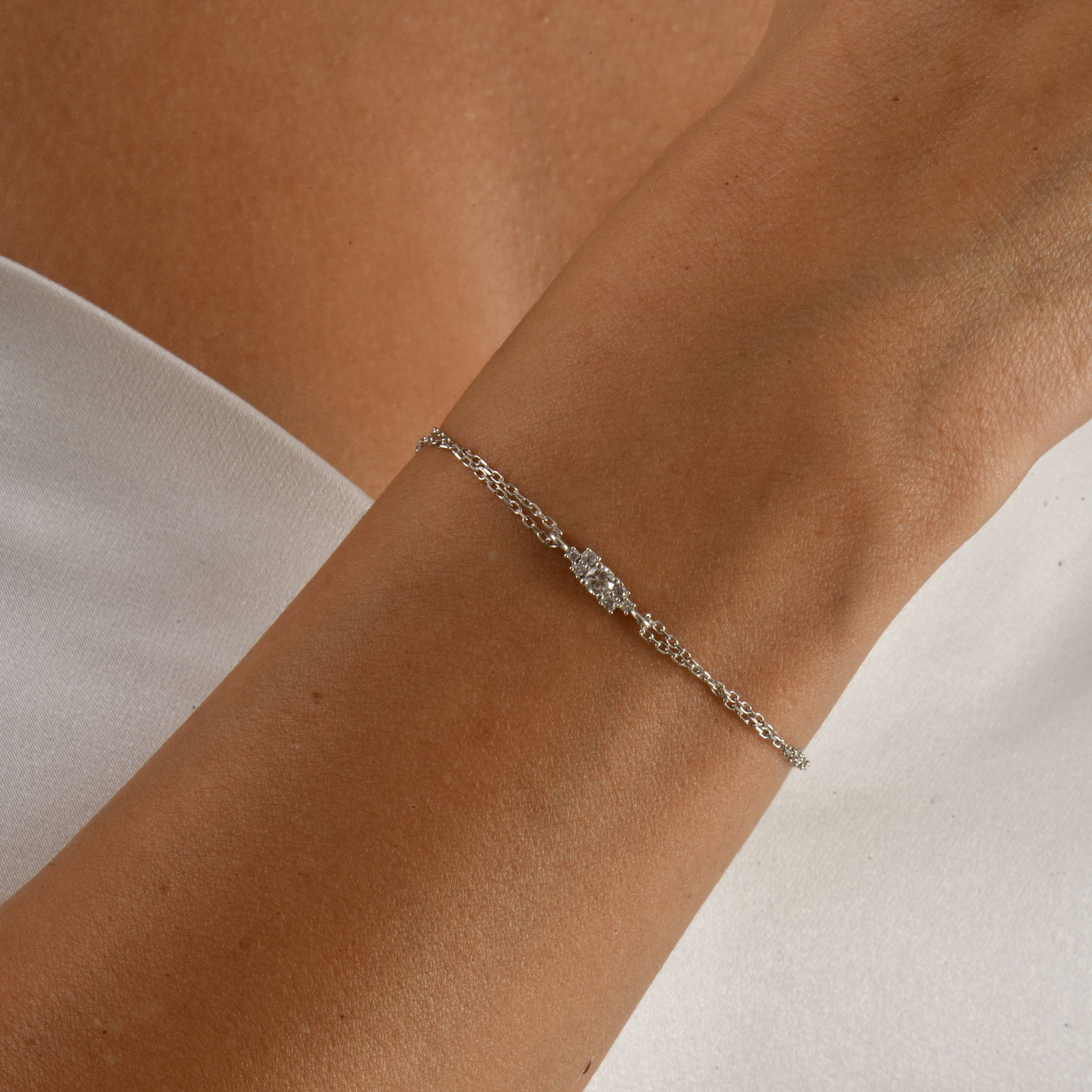Minimalist Cubic Zirconia Diamond Bracelet