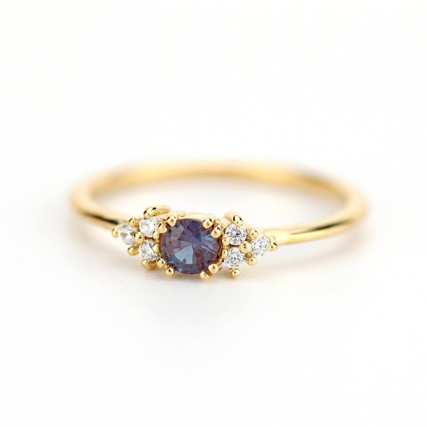 Always Here Simple Diamond Ring