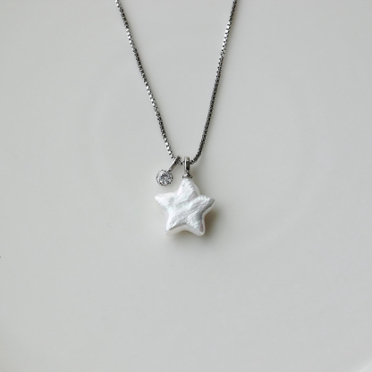 You’re Not Alone Baroque Pearl Star Necklace