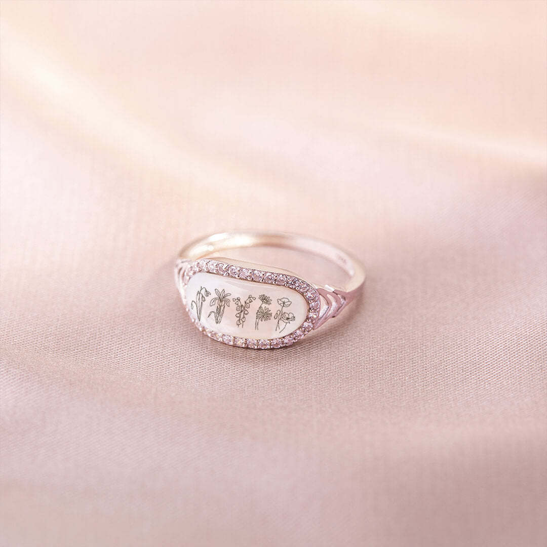Family Wildflowers Garden Engraved Birth Flowers Shell Ring