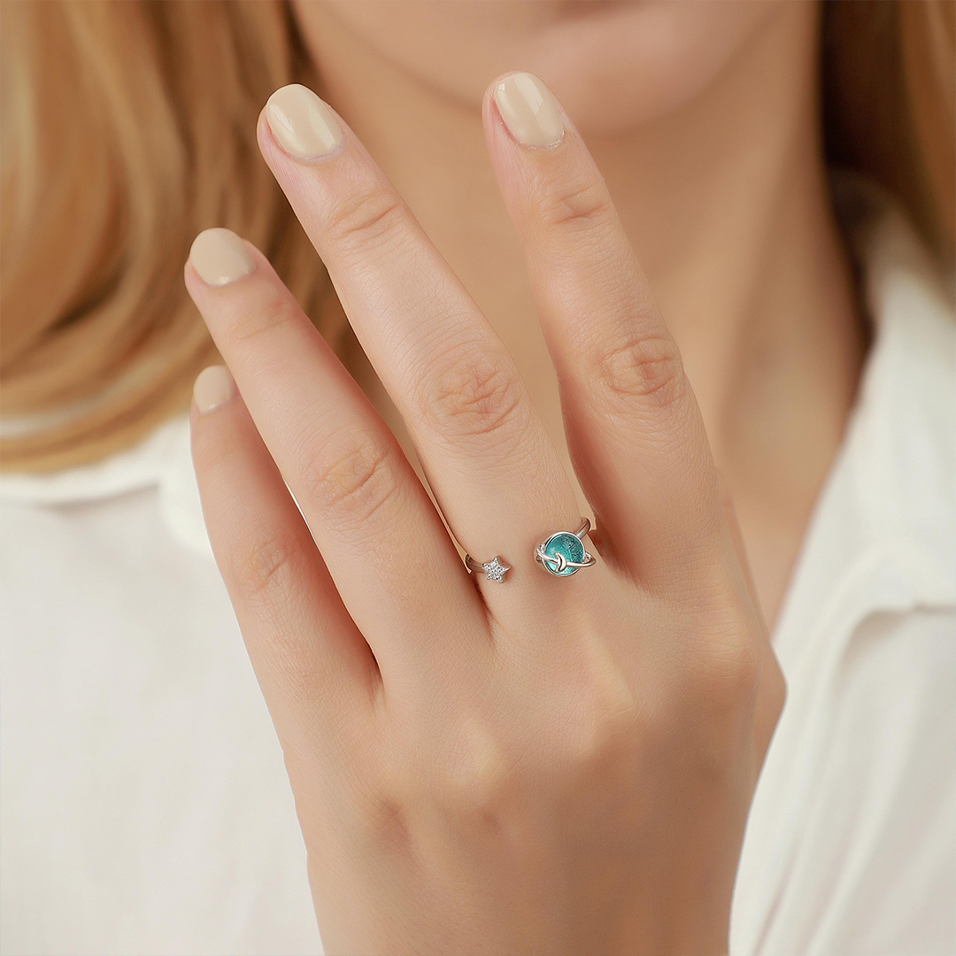 Don't Be Afraid Spinning Star Fidget Adjustable Ring