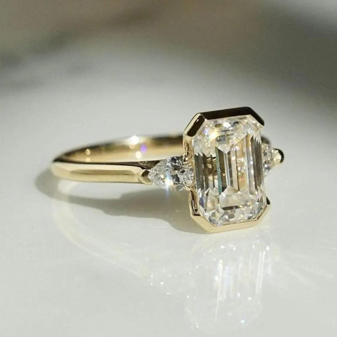 Promise to Myself Emerald Radiance Ring