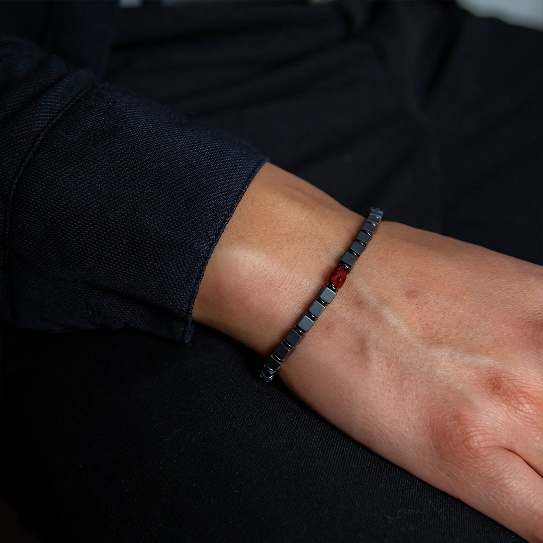 Diabetes Awareness Garnet And Matte Hematite Bracelet