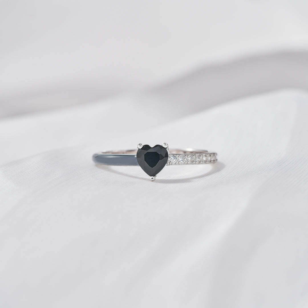 I Am Me Black Heart Enamel Ring