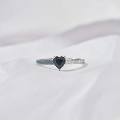 I Am Me Black Heart Enamel Ring