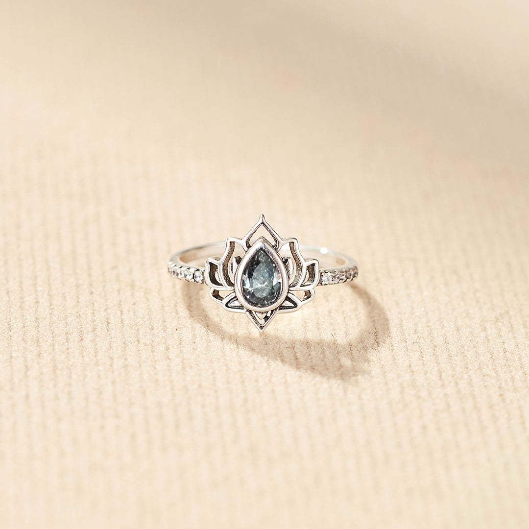 S925 Same Girl Same Name Lotus Ring